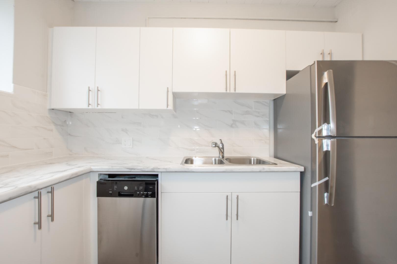 5 Napier St, Unit 2, St. Catharines, ON photo 3