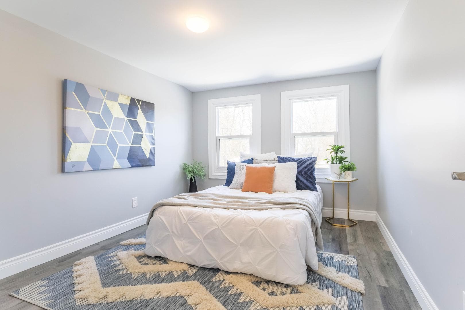 535 Mohawk Road West, Room 1, Hamilton, ON