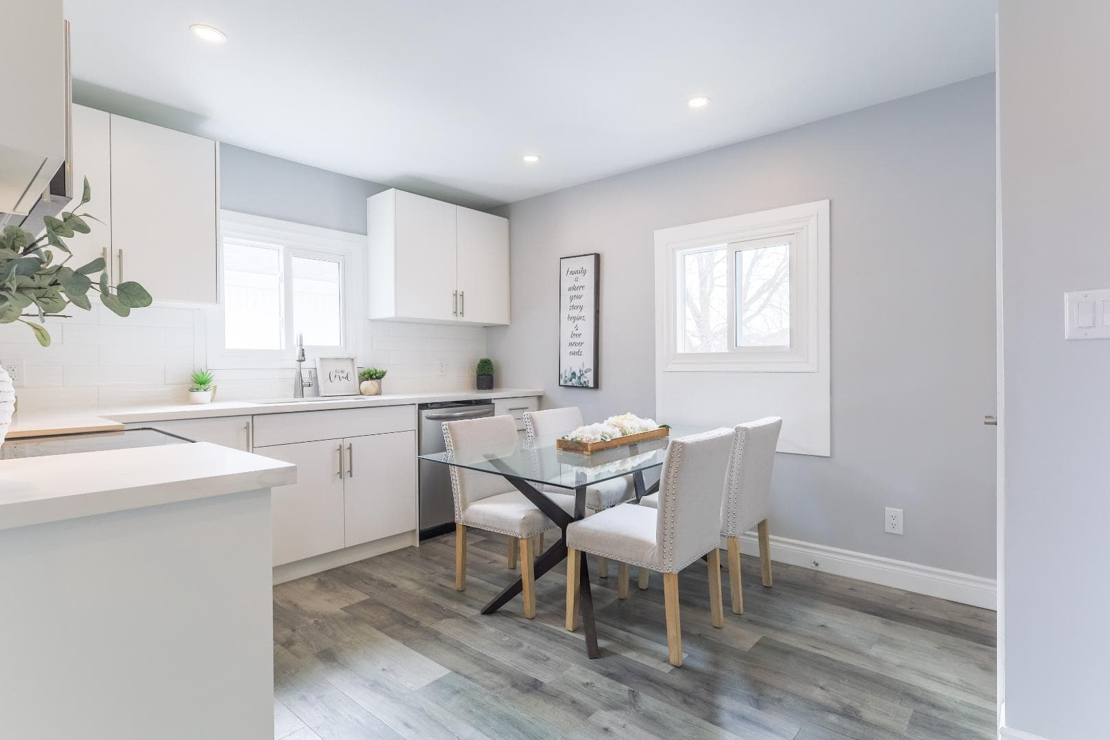 535 Mohawk Road West, Room 1, Hamilton, ON photo 3