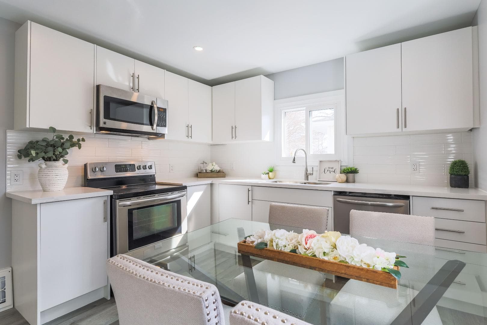 535 Mohawk Road West, Room 1, Hamilton, ON photo 5