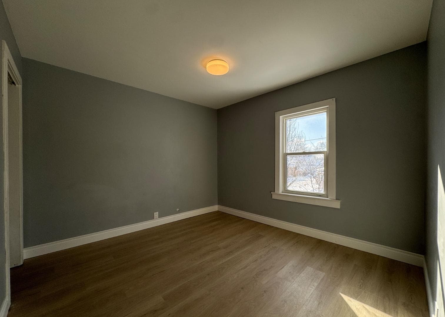 130 York St, Unit 2 (2nd floor), St Catharines, ON photo 5